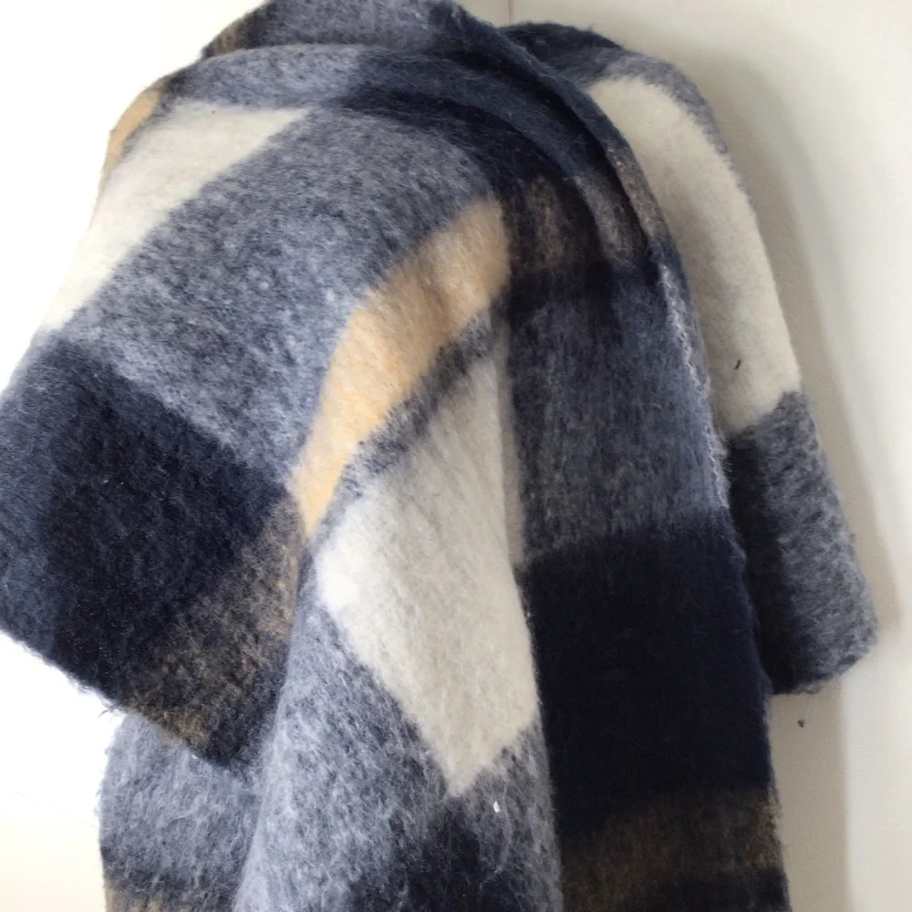 Navy, Cream & Tan Plaid Fringe Throw Blanket - Unbranded